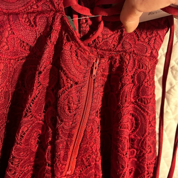 Burgandy Windsor dress XS.   New with tags - Picture 5 of 5